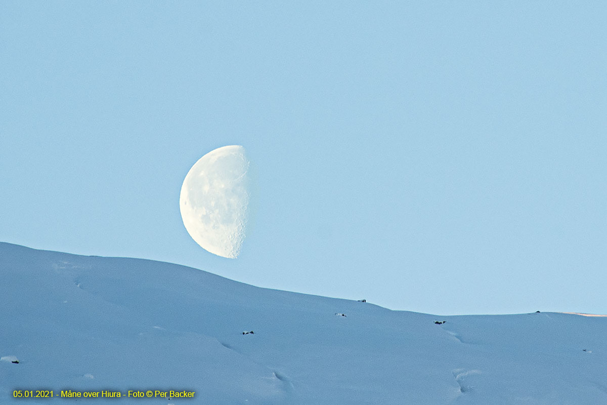 Måne over Hiura