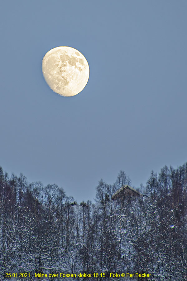 Måne over Fossen klokka 16.15