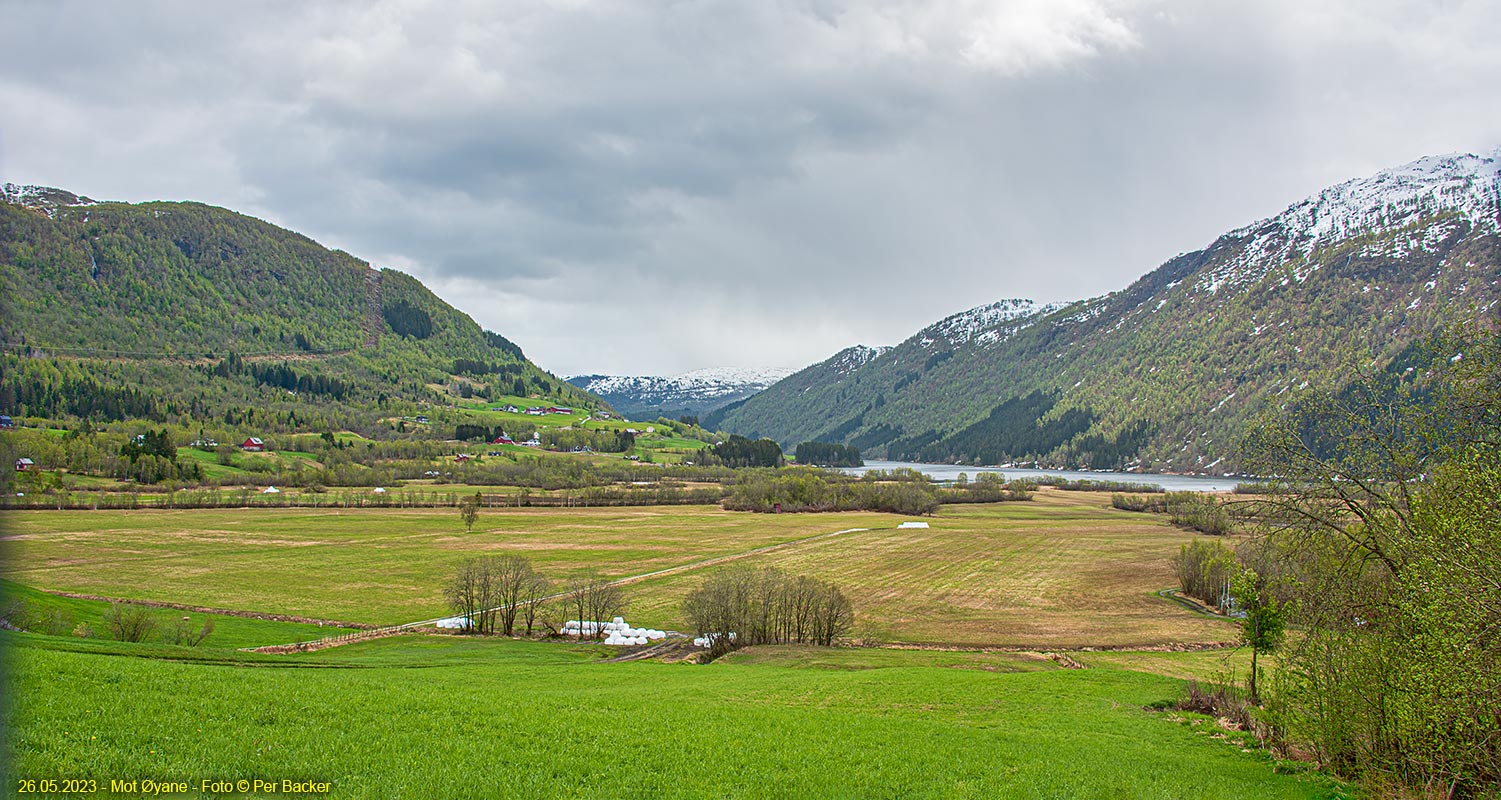 Mot Øyane