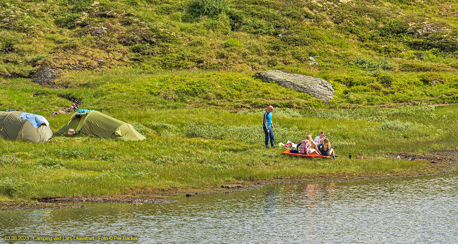 Camping ved Lars-Olavatnet