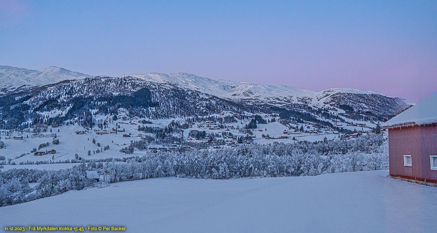 Frå Myrkdalen klokka 15.45