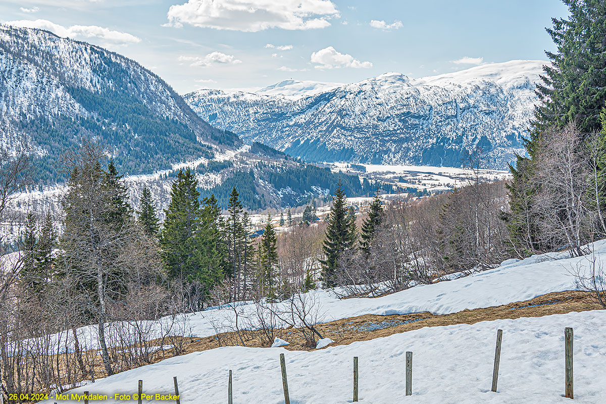 Mot Myrkdalen