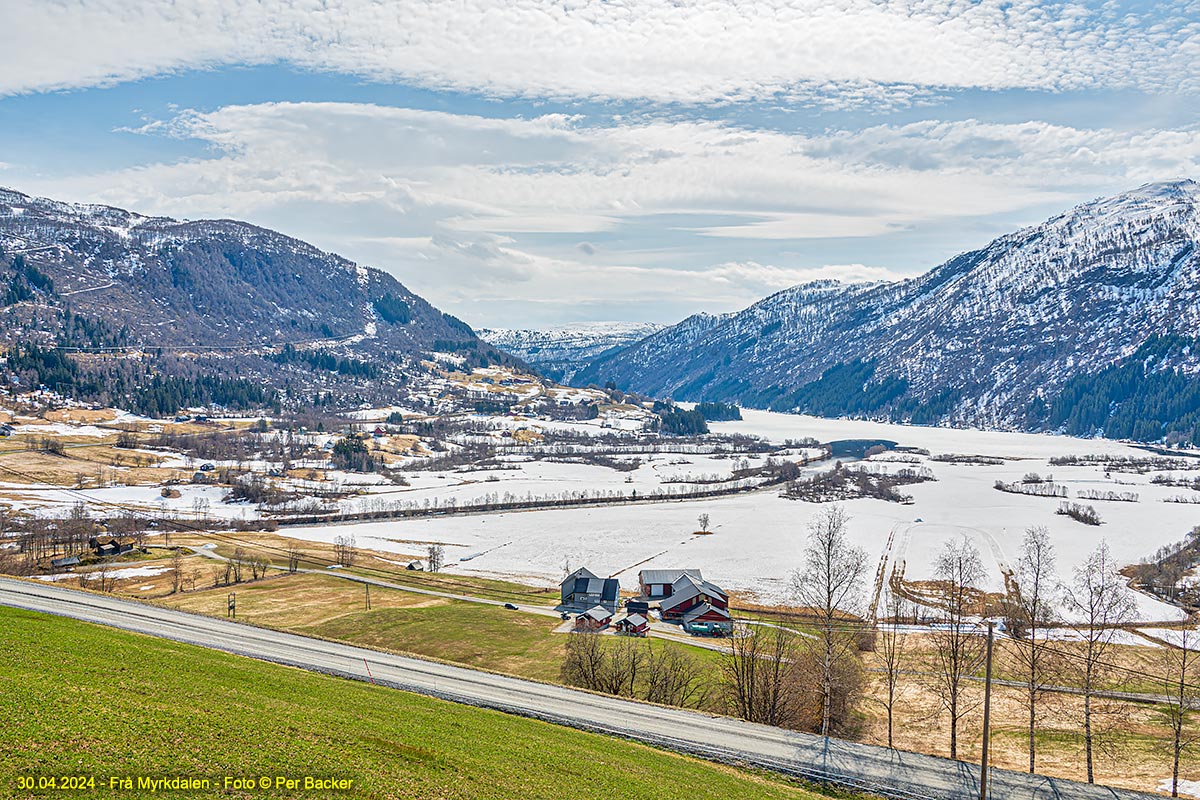 Frå Myrkdalen