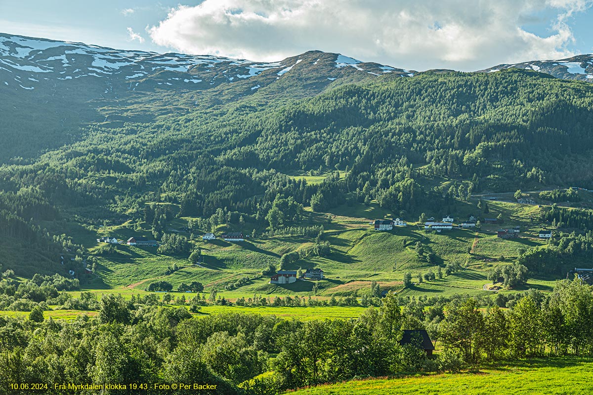 Frå Myrkdalen klokka 19.43