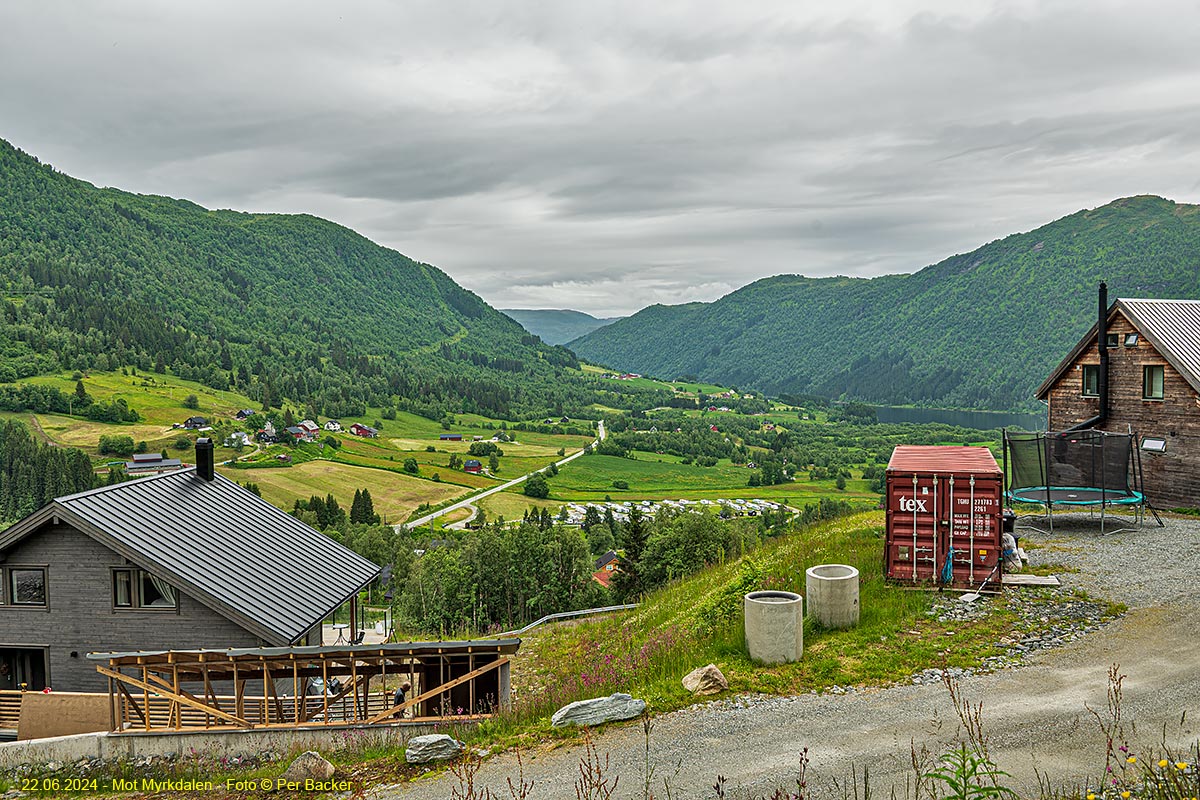 Mot Myrkdalen