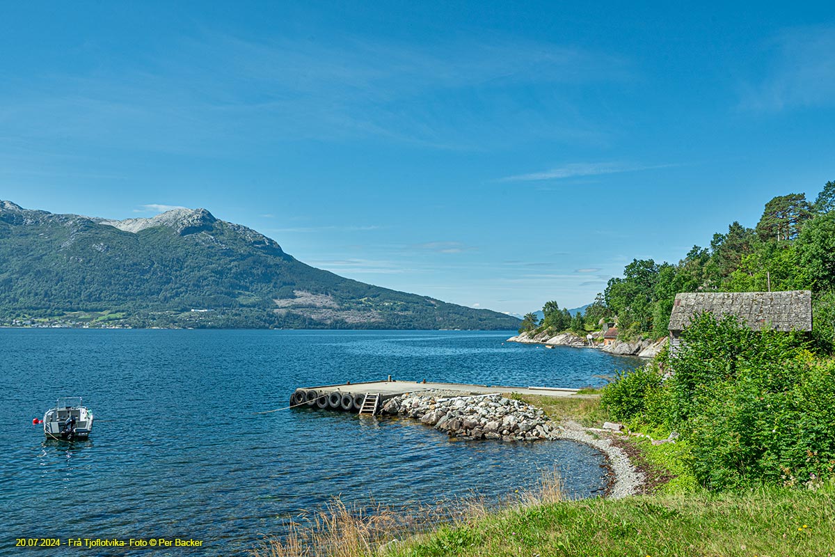 Tjoflotvika