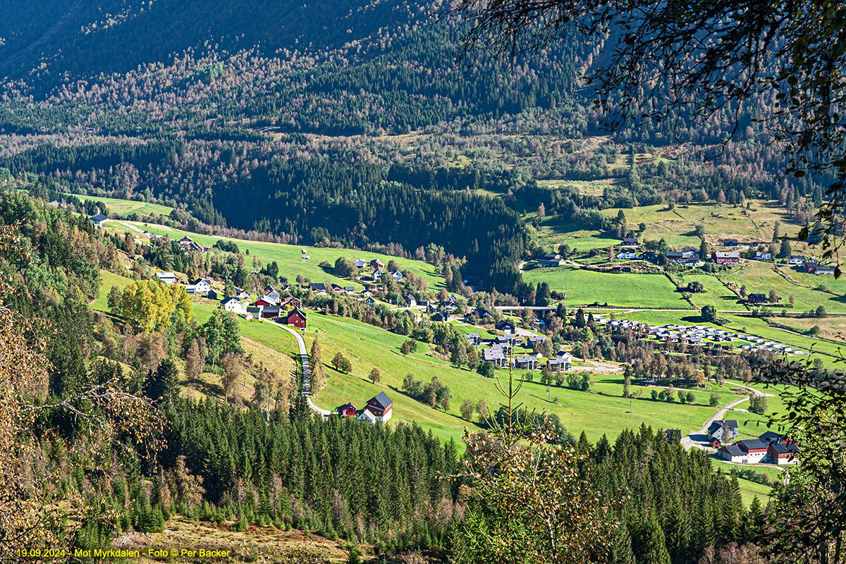 Mot Myrkdalen