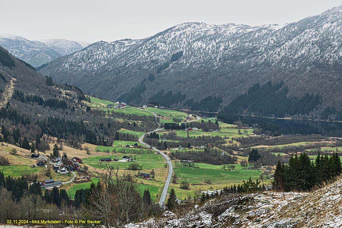 Mot Myrkdalen