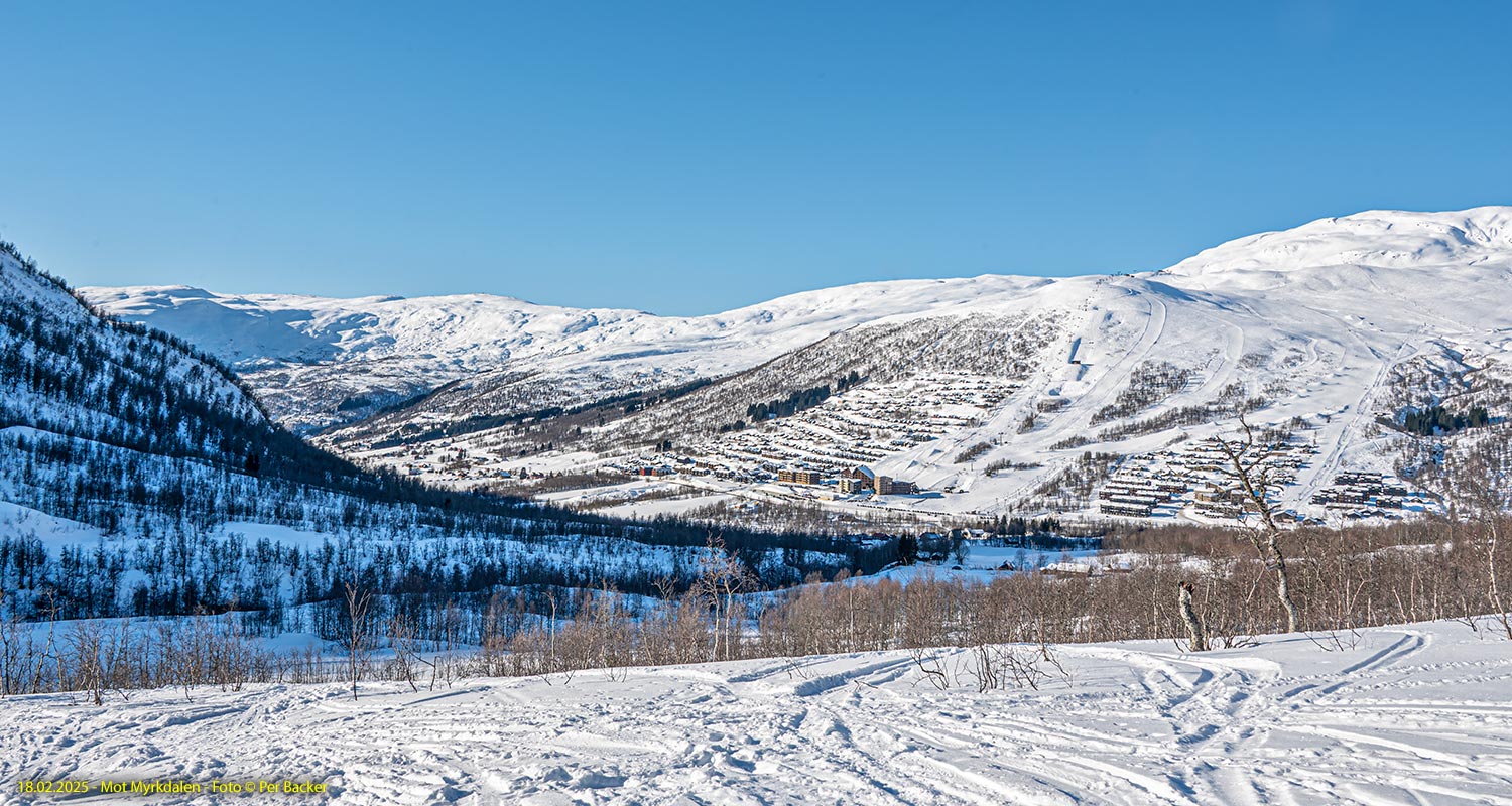 Mot Myrkdalen