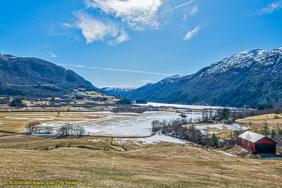 Mot Øyane