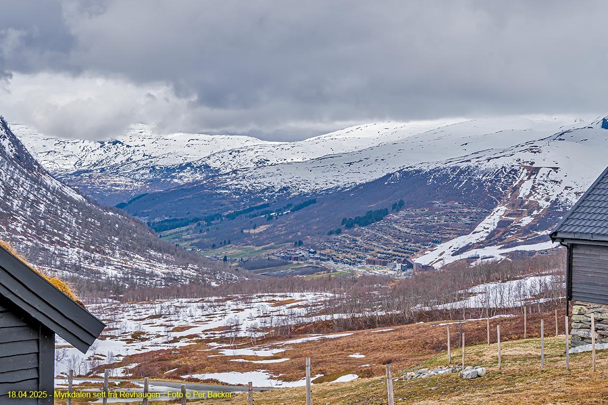 Myrkdalen sett frå Revhaugen