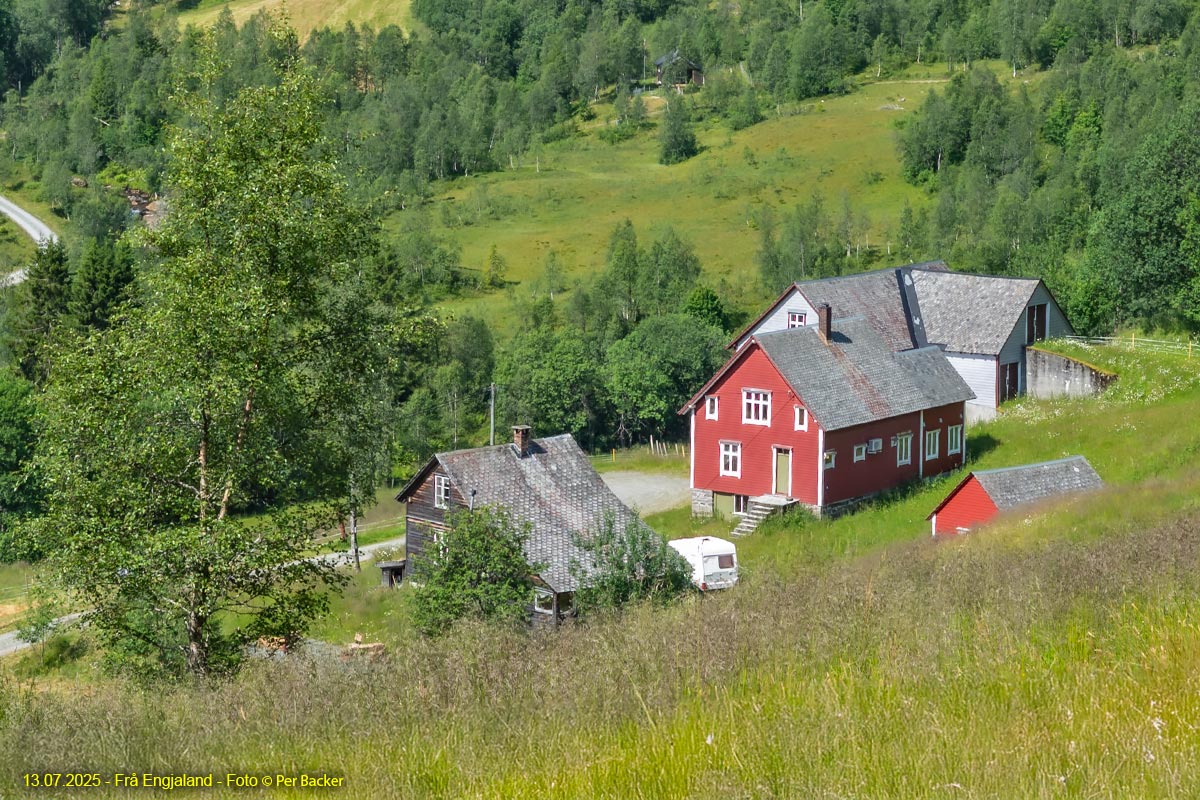 Frå Engjaland