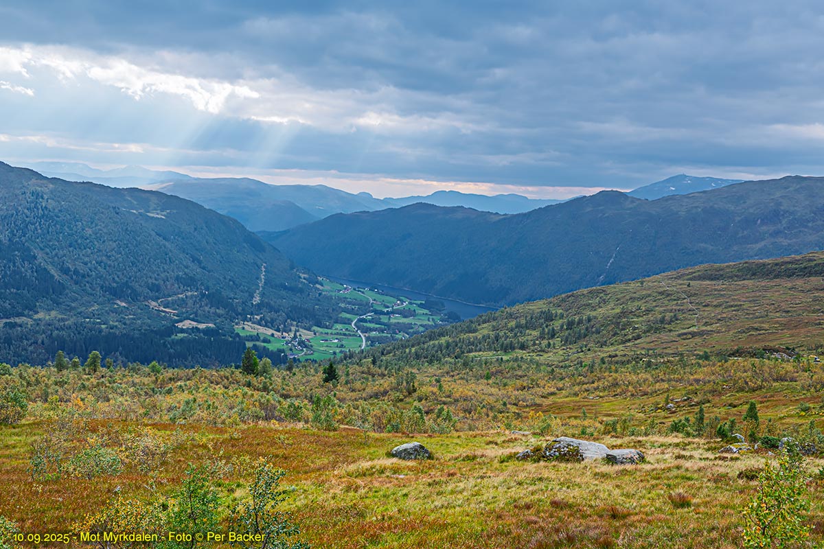 Mot Myrkdalen