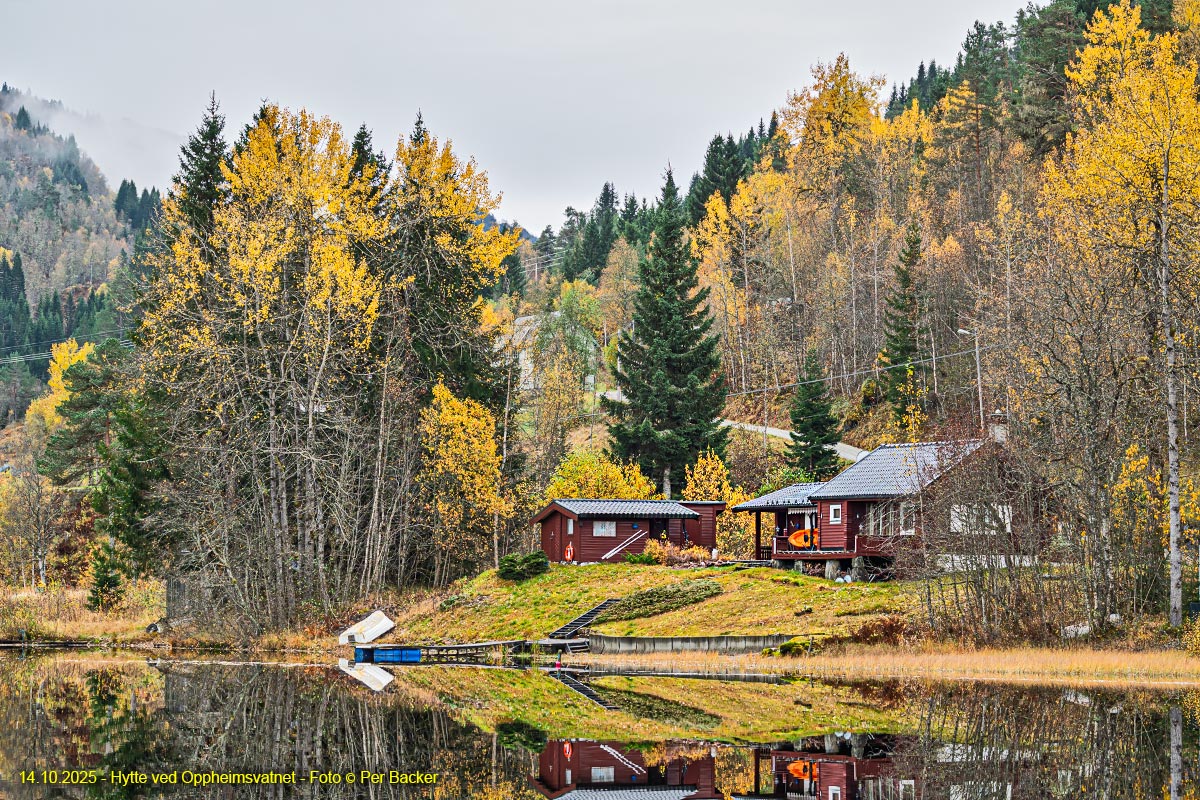 Hytte ved Oppheimsvatnet