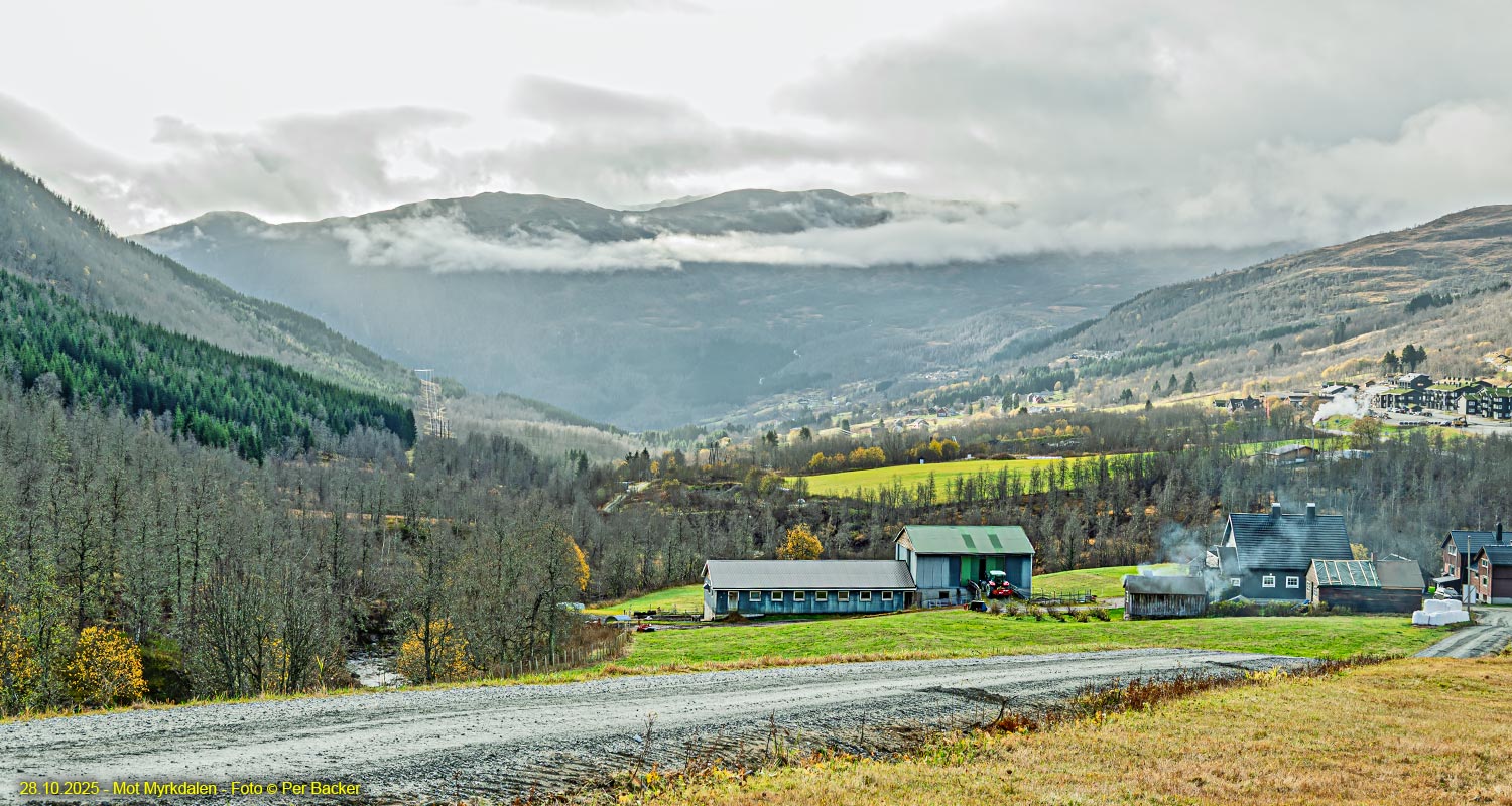 Mot Myrkdalen