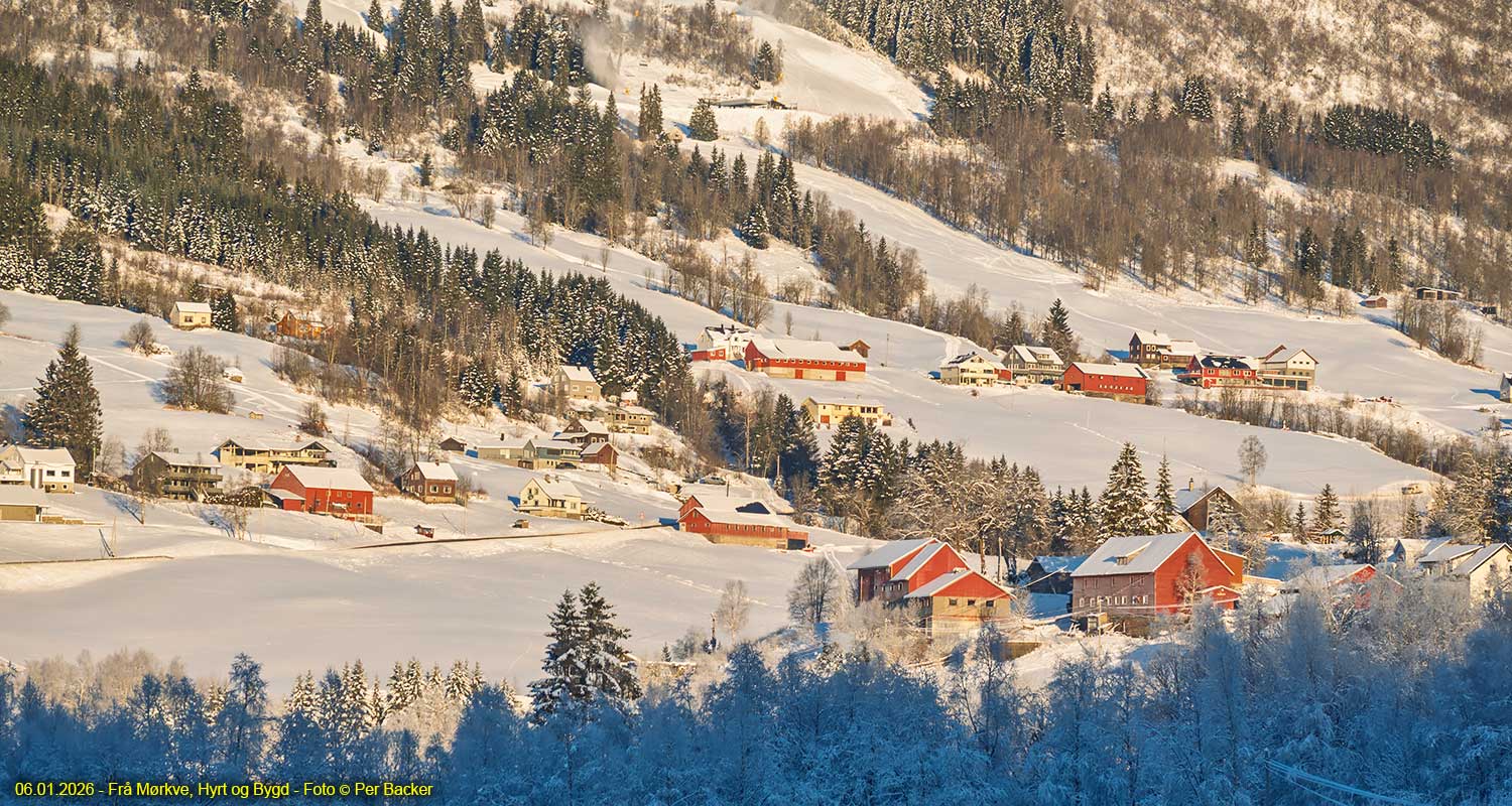 Frå Mørkve, Hyrt og Bygd