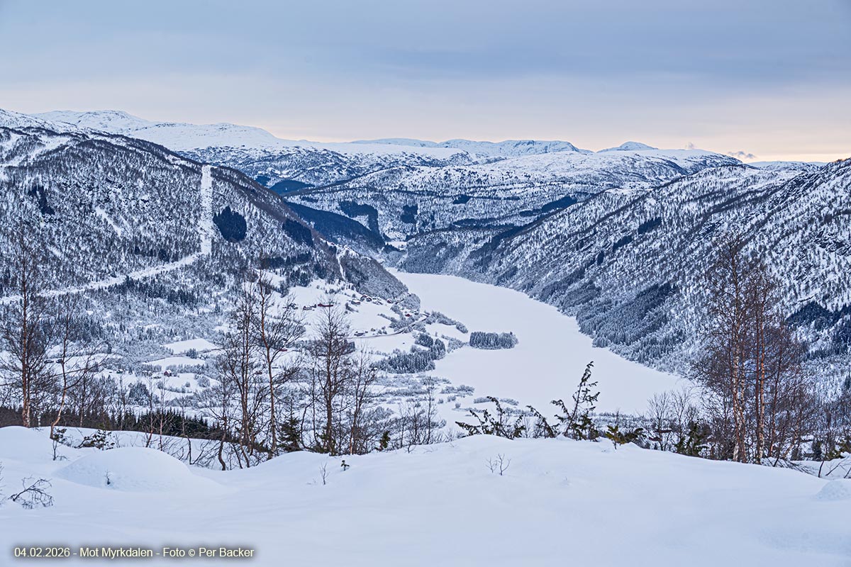 Mot Myrkdalen