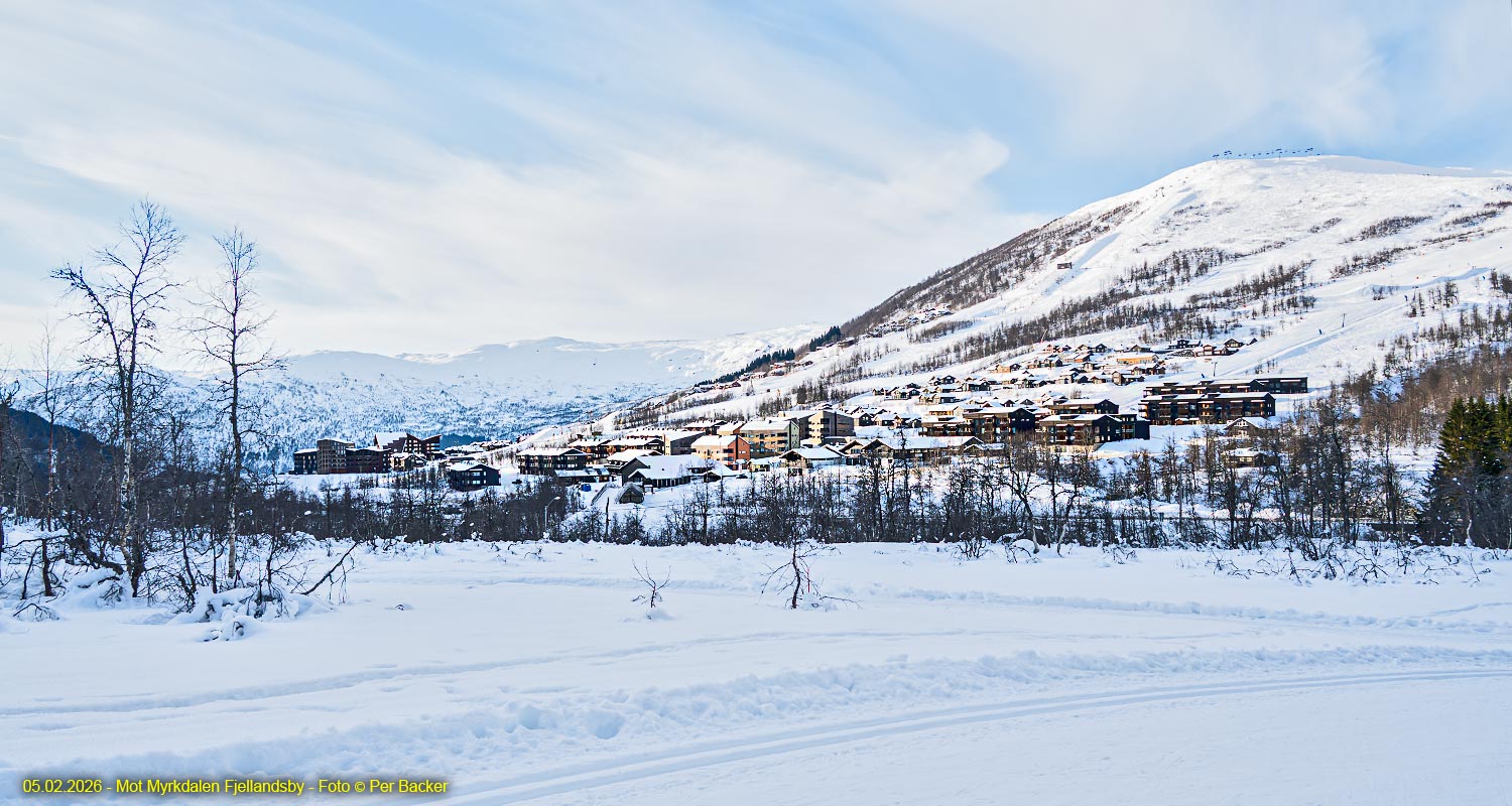 Mot Myrkdalen Fjellandsby