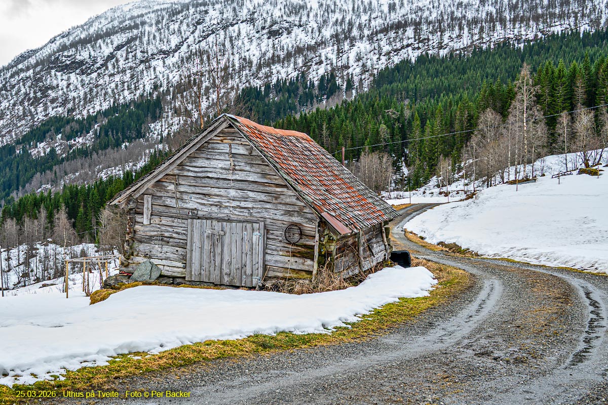Uthus på Tveite