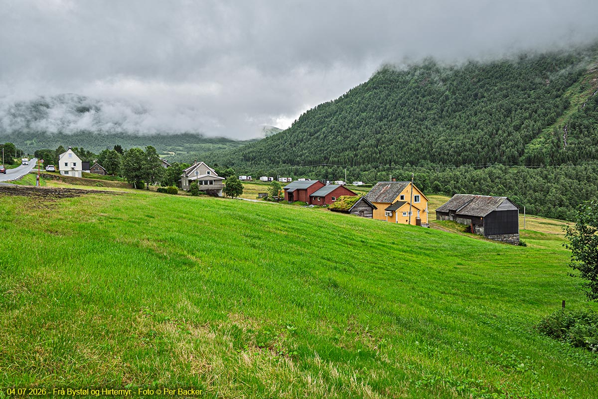 Frå Bystøl og Hirtemyr