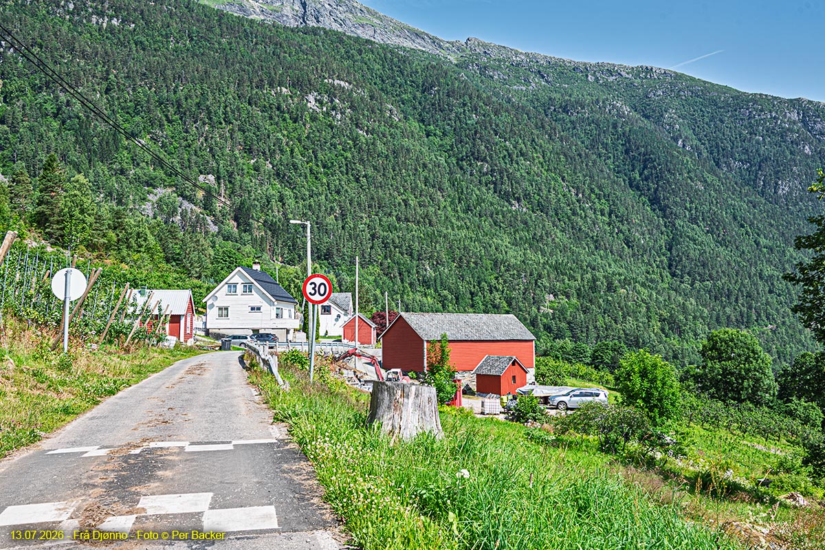 Frå Djønno