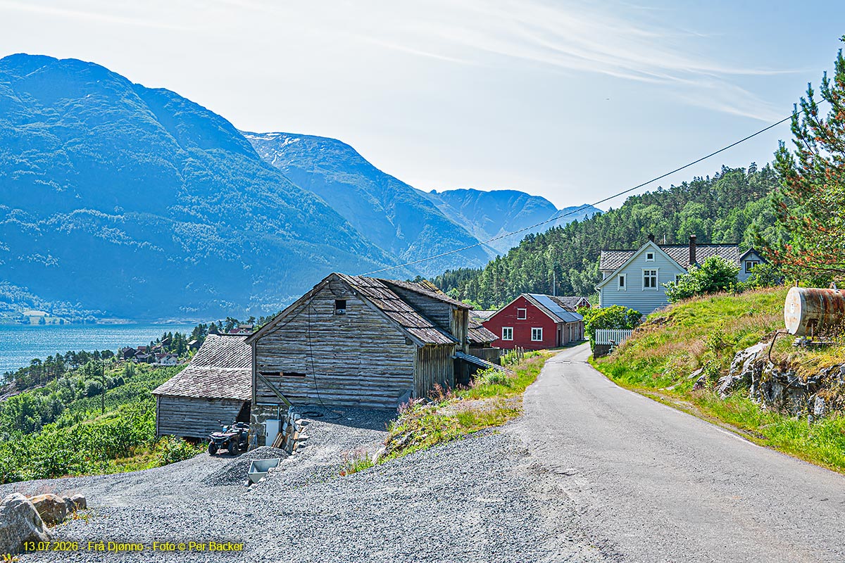 Frå Djønno