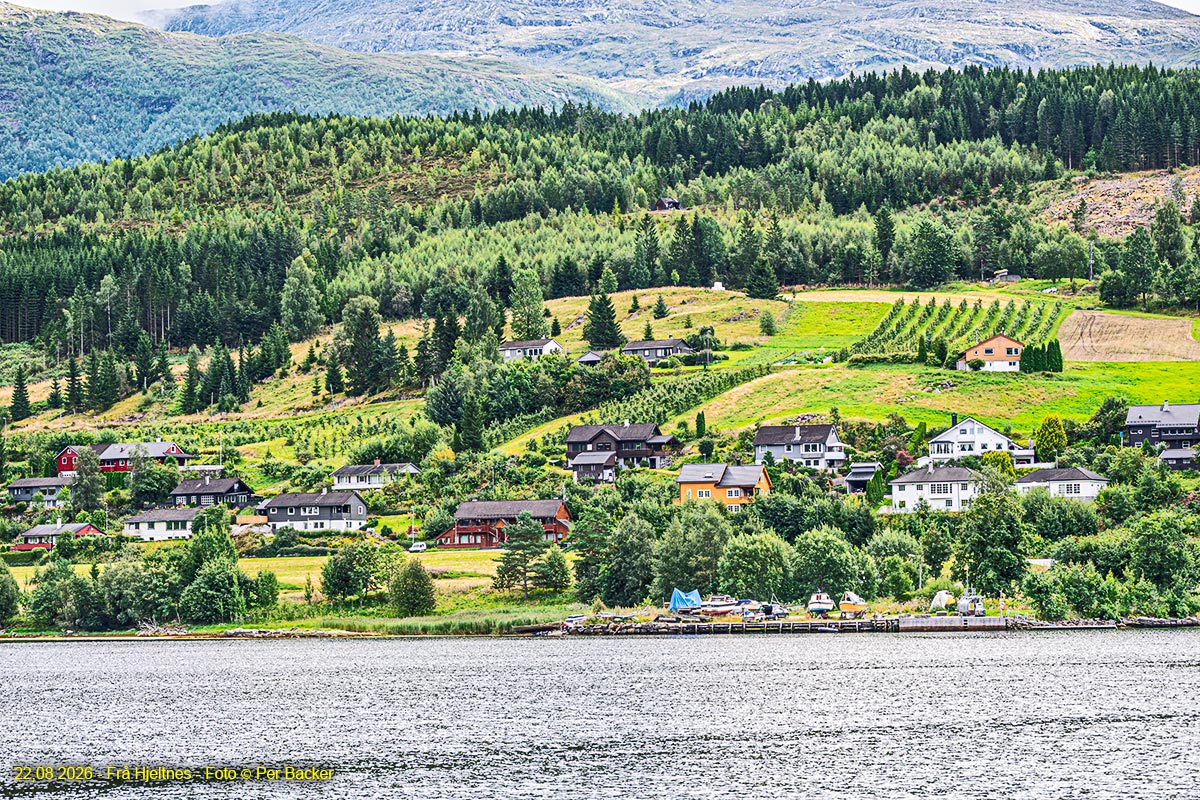 Frå Hjeltnes