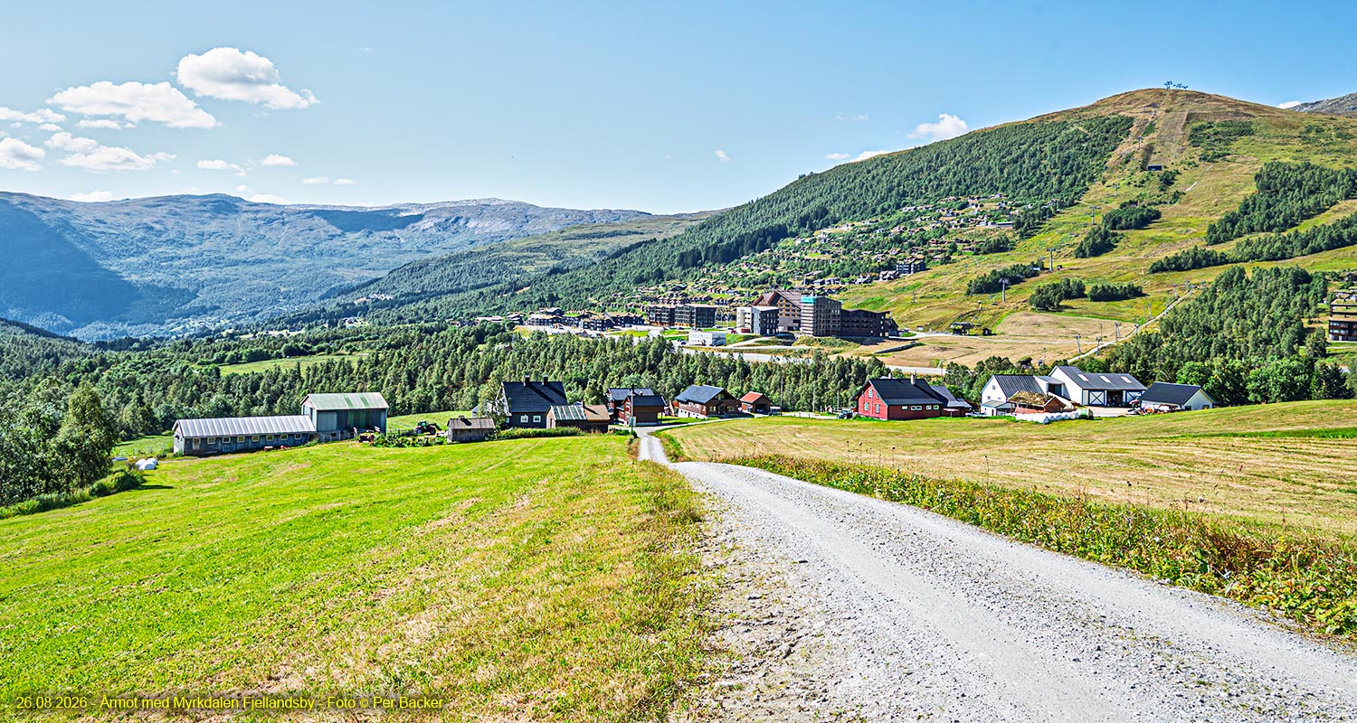 Årmot med Myrkdalen Fjellandsby
