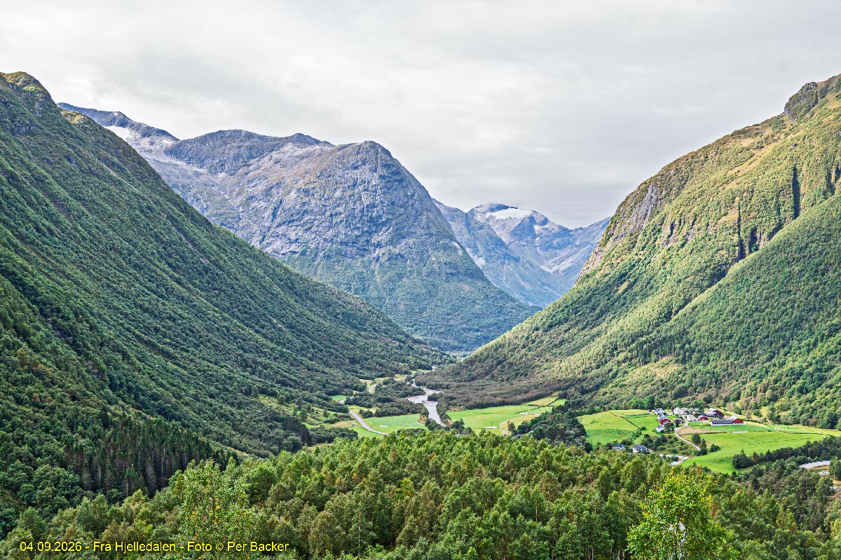 Frå Hjelledalen