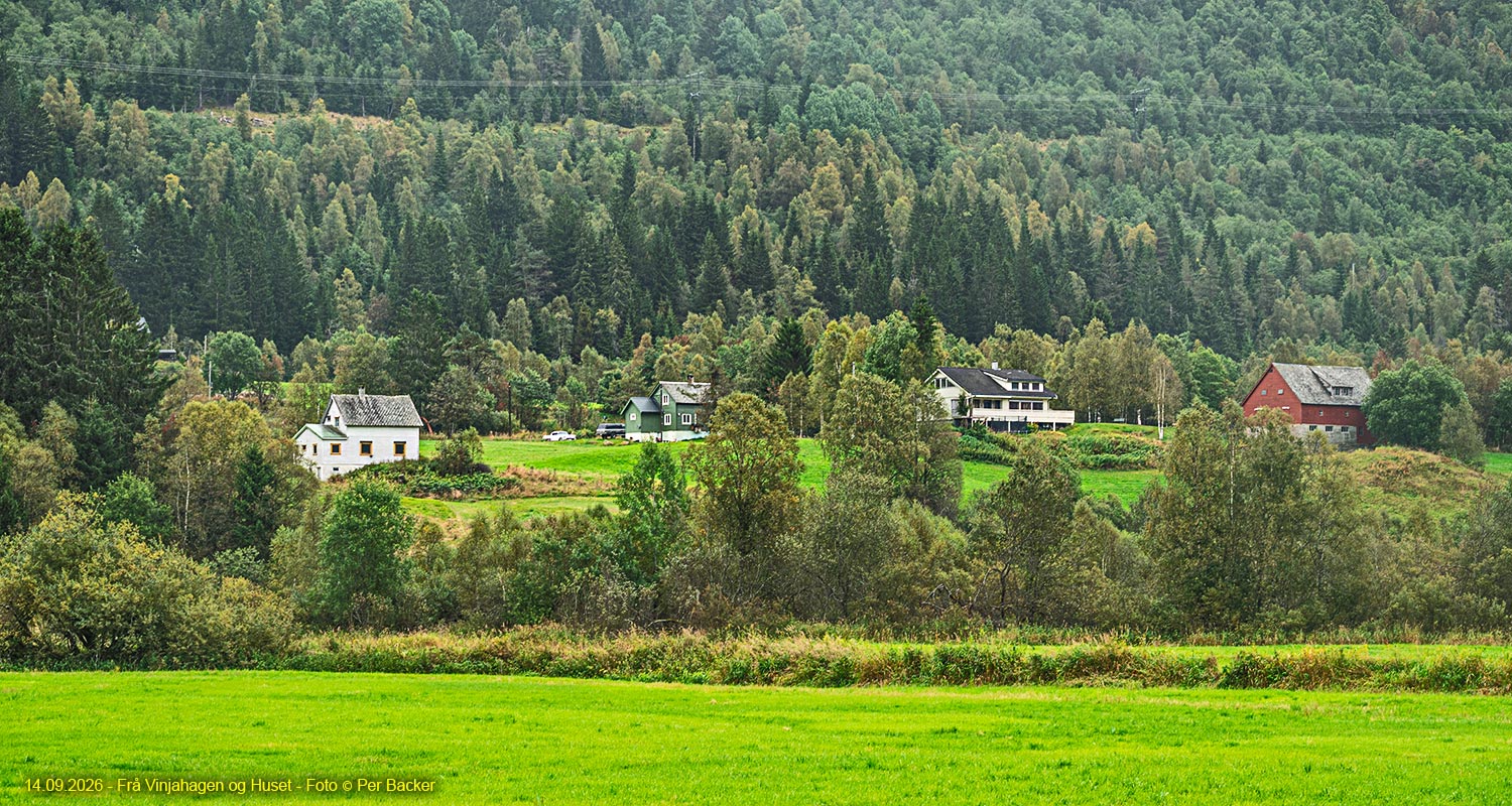 Frå Vinjahagen og Huset