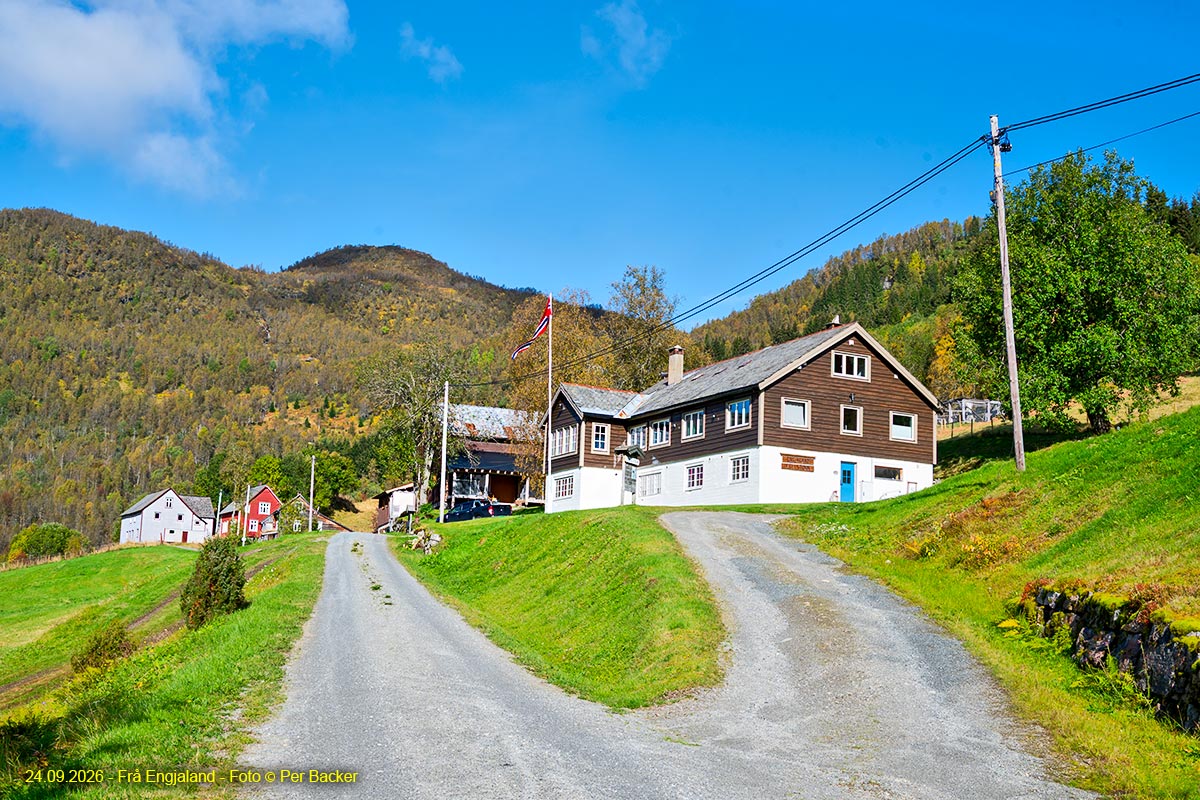 Frå Engjaland